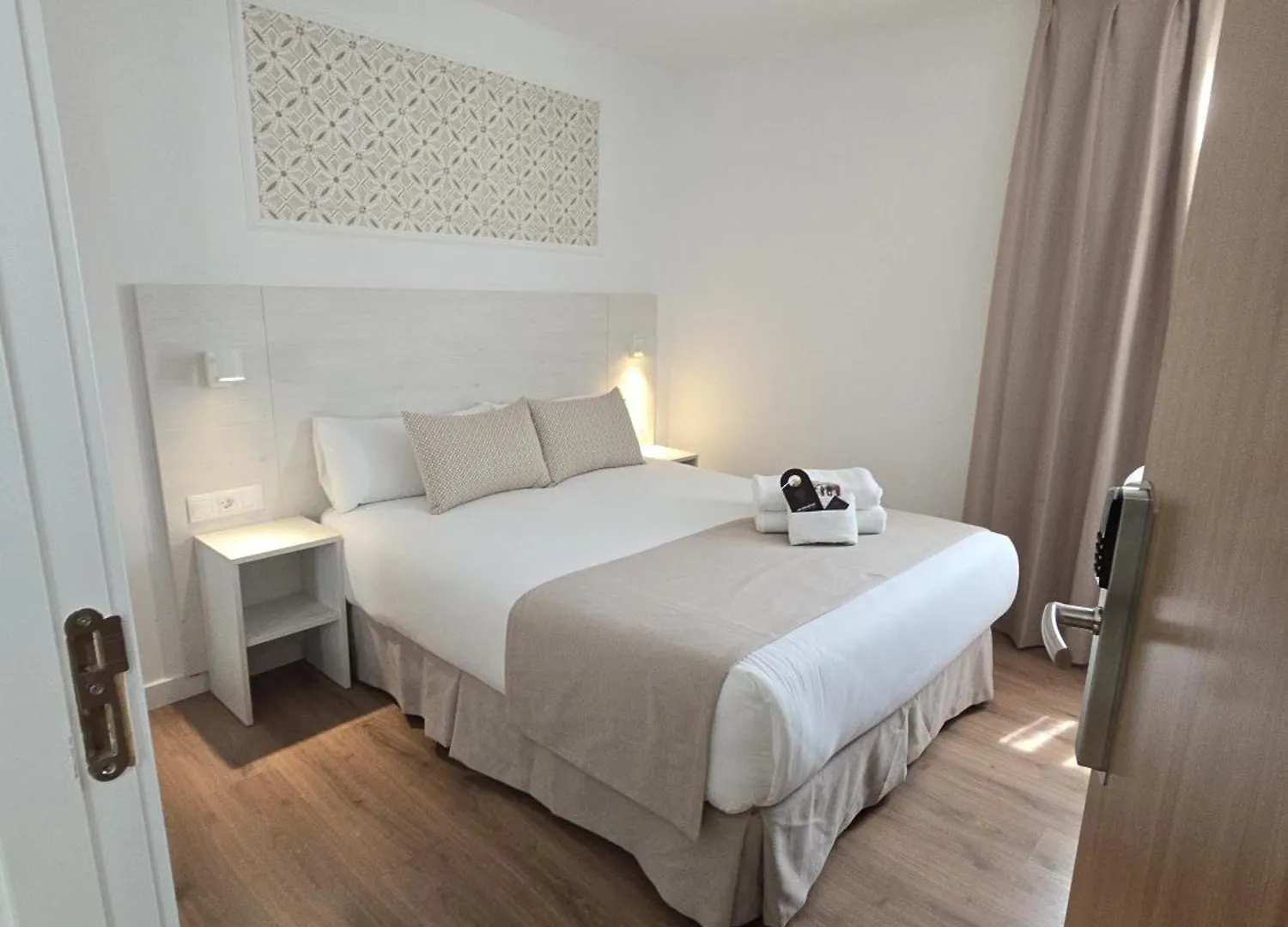 Le Petit Palue Sevilla Seville